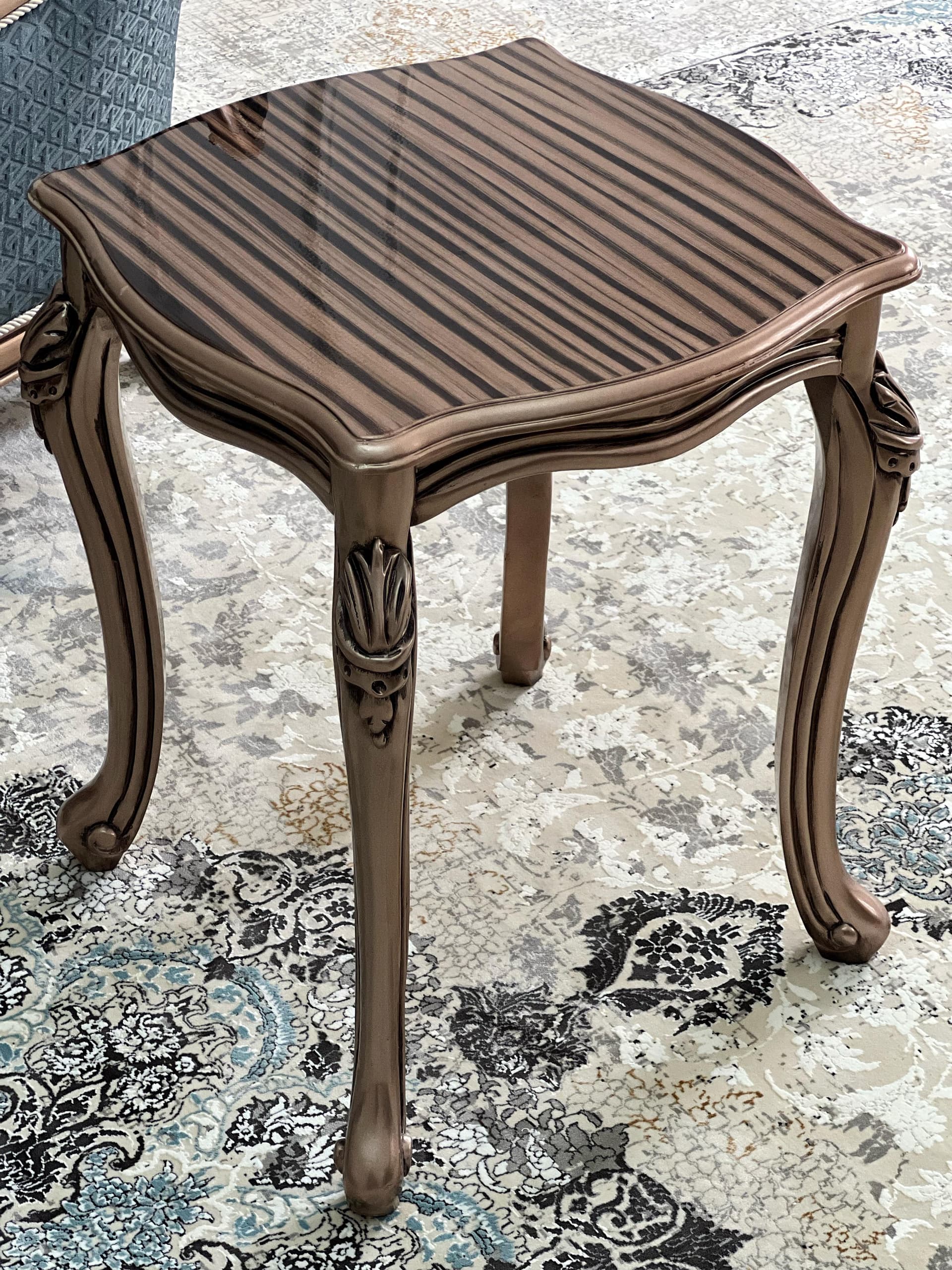 Almira приставной столик