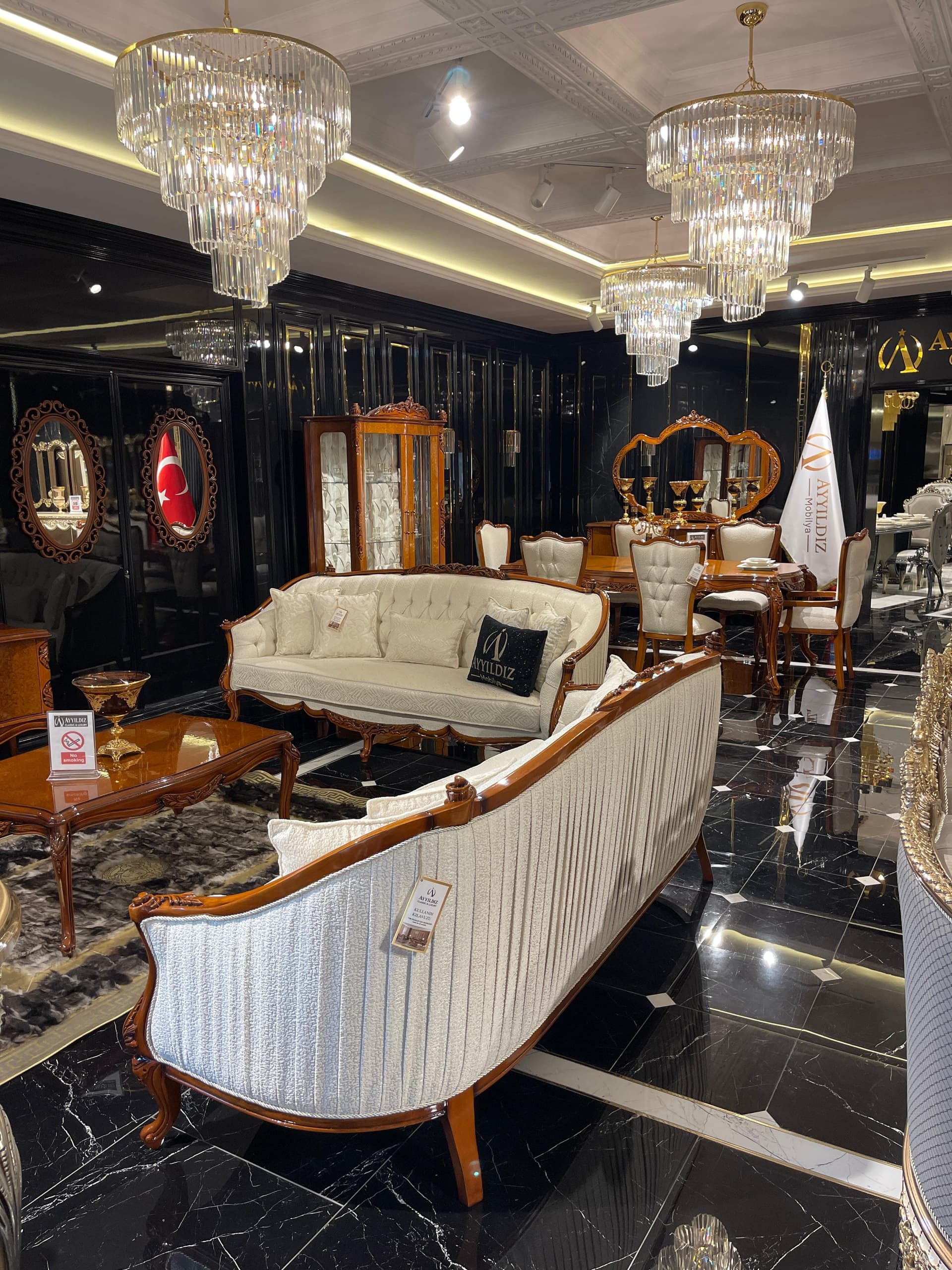 Ciragan (Диван)