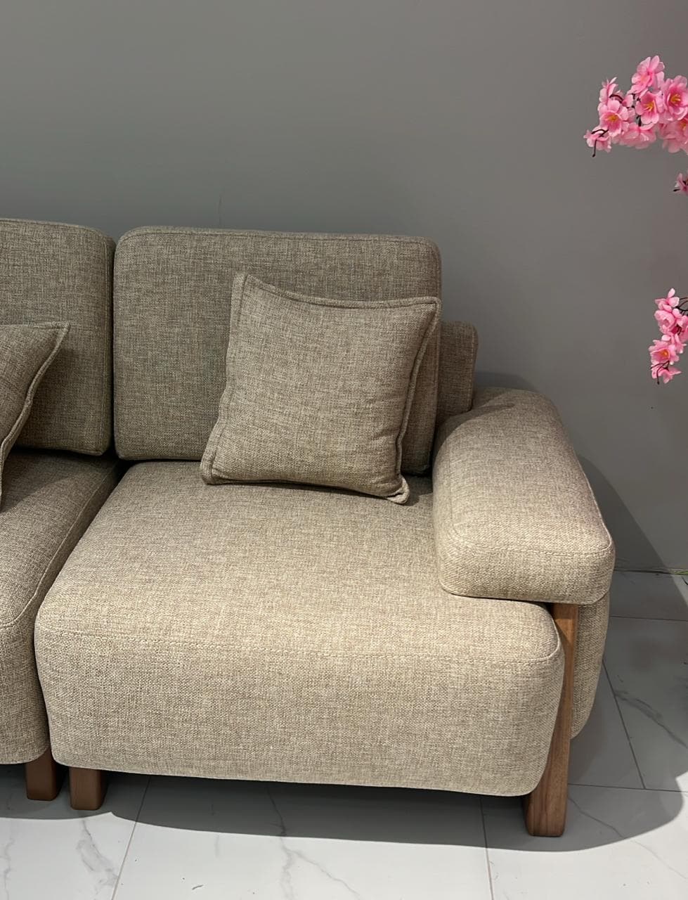 MADRİD KOLLU PİYON (модуль с подлокотником)